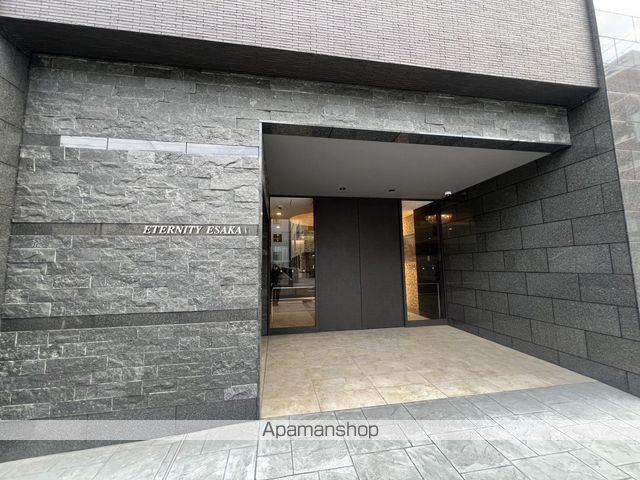 エタニティ江坂の玄関写真