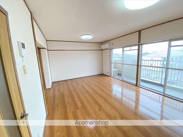 茜屋マンションの内装写真