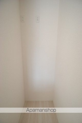 フローラル五月が丘 B棟の内装写真