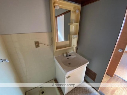 ハイム屋島[3DK/66.66m2]の洗面所