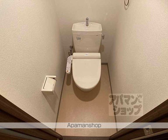 イスターナイマイ鴨川西の内装写真