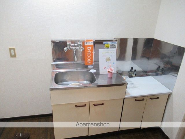 ホワイトコート前九年 Aの内装写真