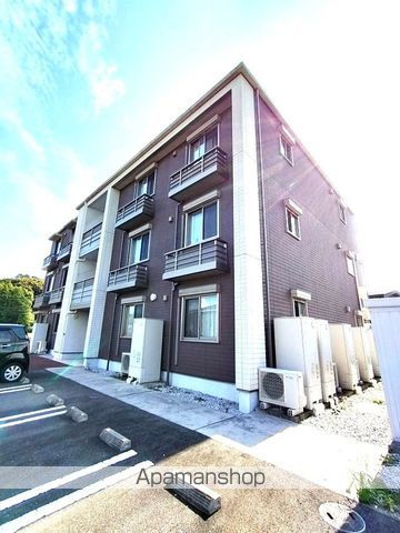 シャーメゾン ベルクムントの外観写真