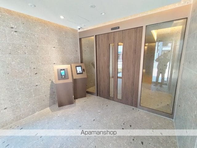 コンフォリア・リヴ京橋の内装写真