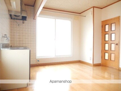 ファミール高野　１号館[2LDK/44.62m2]の内装3