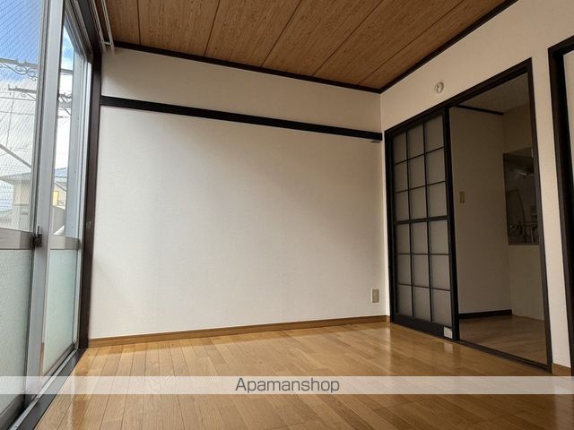 ハイツ西新井の内装写真
