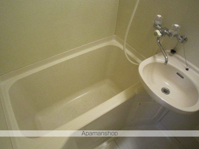 小松島コンパウンドの内装写真