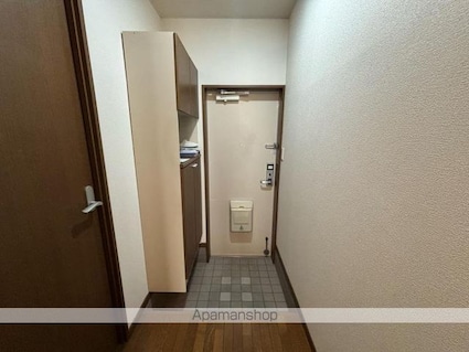 ルミナス５５[3LDK/67.26m2]の玄関