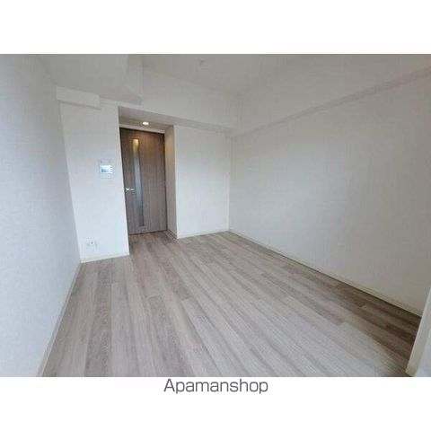 スプランディッド新大阪WESTの内装写真