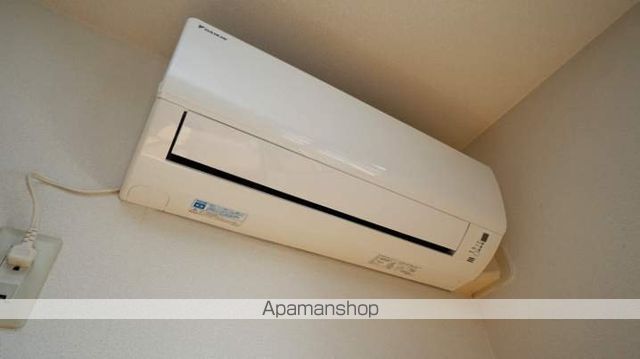 NEOクラレッドシティ A棟の内装写真