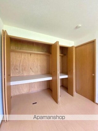 パレットタウン山端Ⅱ[2LDK/64.43m2]の収納