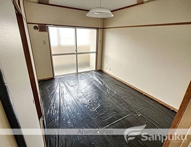 伊予鉄古町ビルの内装写真