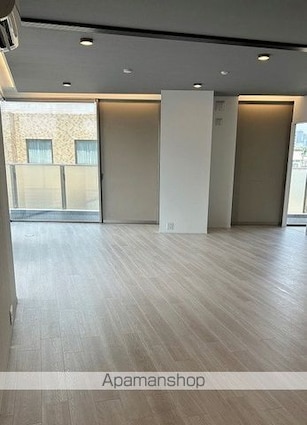 グランカーサ南青山[2LDK/86.54m2]のリビング・居間1