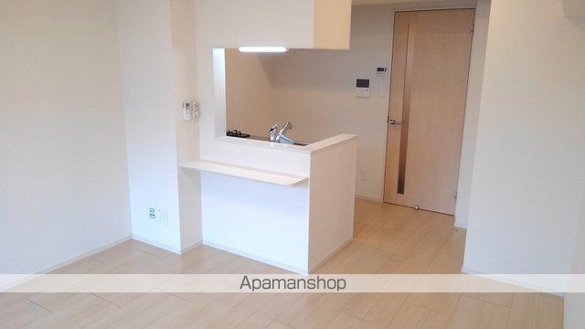 エヴァーグリーンQの内装写真