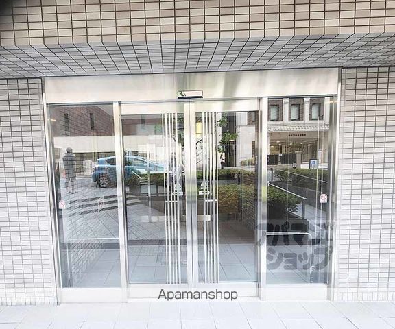 三条室町パークホームズの玄関写真