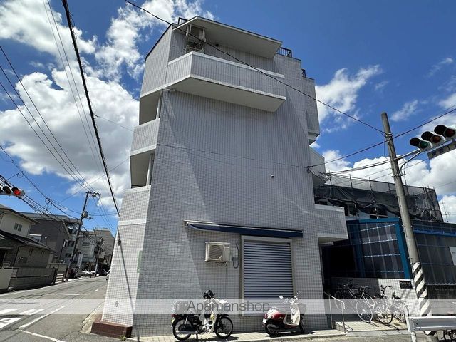 沖村ビルの外観写真