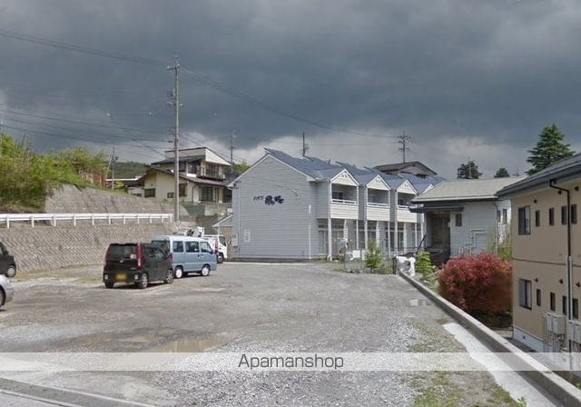 ハイツ鶴峰の外観写真