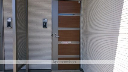 長野県塩尻市大字広丘高出[1LDK/43.07m2]のエントランス1