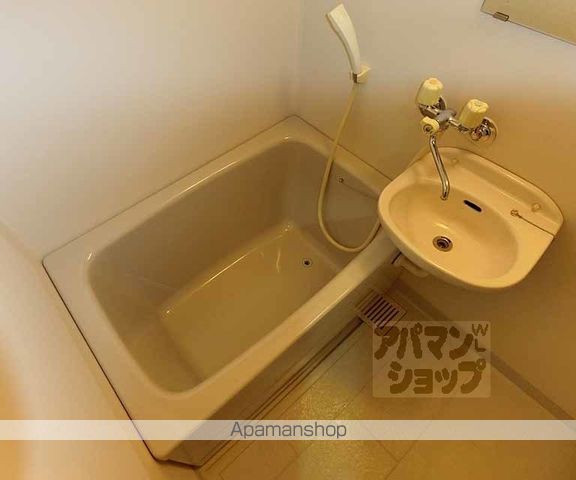 大晋メゾネ四条大宮の内装写真