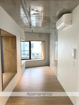 コージーコート四谷坂町[1R/30.84m2]のリビング・居間