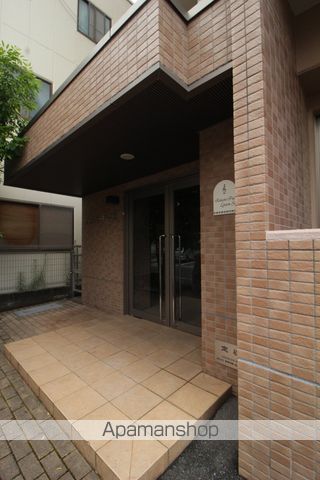 フォンティーヌ弓之町の玄関写真