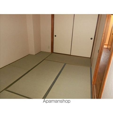 レジデンス オーミの内装写真