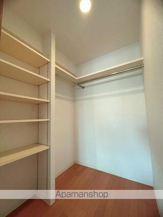 グラビスコート十日市[1K/28.58m2]の収納