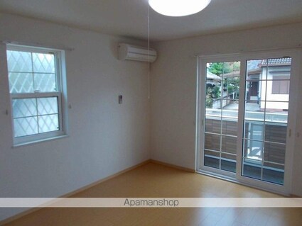 パインヒル[1R/32.9m2]のリビング・居間