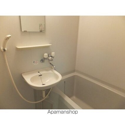 ディアス高野台[1R/20.79m2]のバス