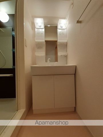 ローレルガーデン白山の内装写真