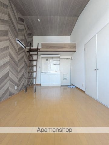 ヴィラ鶴新田 弐番館の内装写真