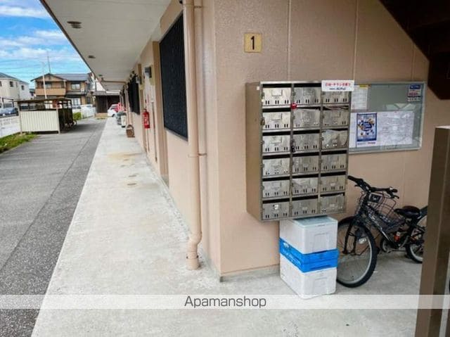 コーポサンライズの玄関写真