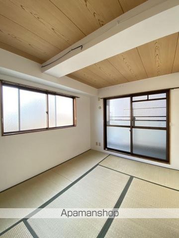 シャトー中三の内装写真