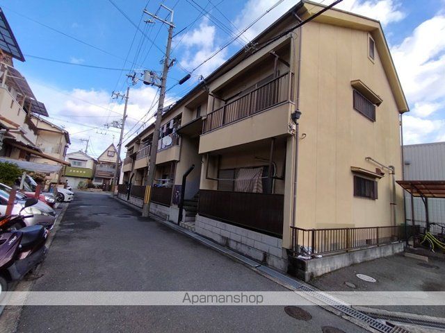 交久瀬ハイツB棟の外観写真
