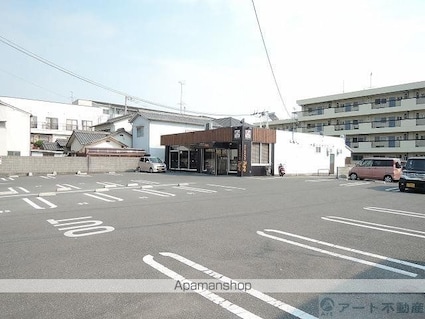クレディハイツ[1K/27.16m2]の駐車場