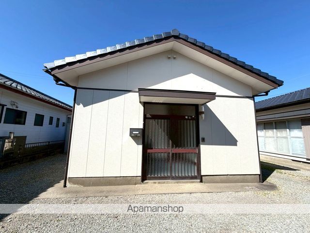 恒久6丁目日高貸家の外観写真