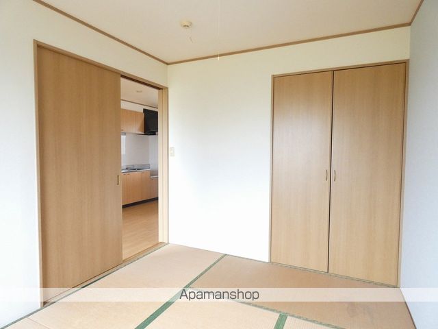 MP館 蒼い月の内装写真