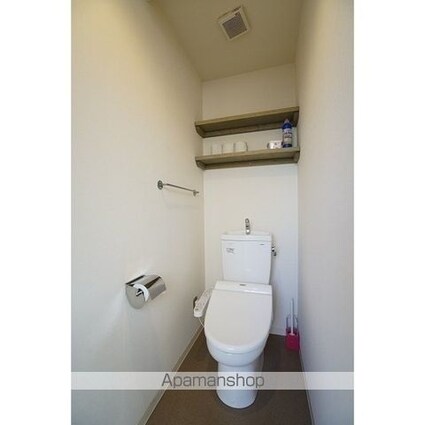 東京都多摩市一ノ宮３丁目[1R/10.4m2]のトイレ