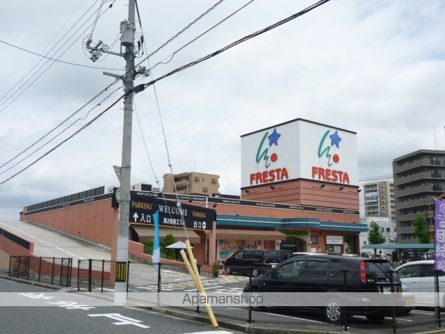 ロイヤルガーデンの周辺写真
