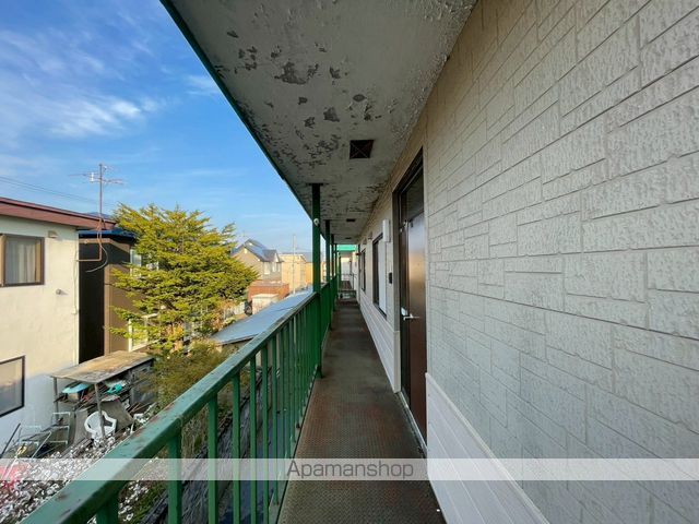 静ハイツ2の玄関写真