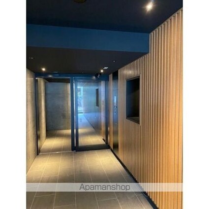 ＲＥＳＩＤＥＮＣＥ　ＫＯＥＮＪＩ[1DK/26.35m2]のエントランス