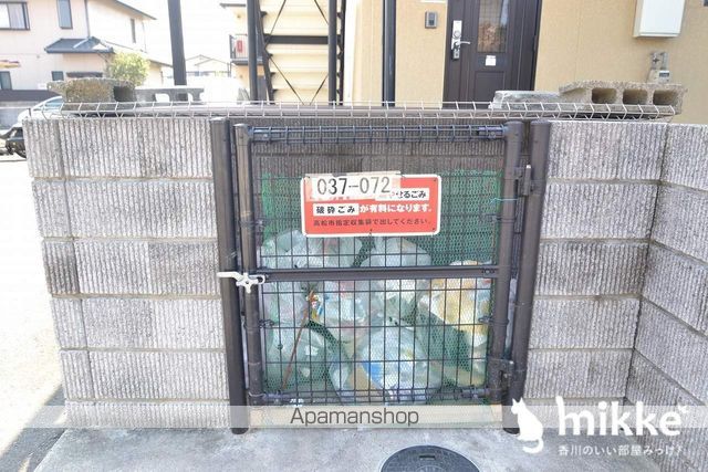 クレスト木太 B棟の外観写真