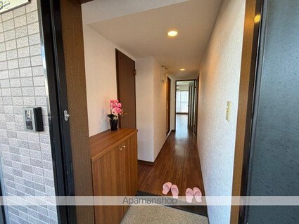 和歌山県和歌山市鳴神[2LDK/54m2]の玄関