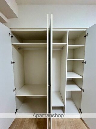 レジディア中落合Ａ棟[1K/25.2m2]の収納