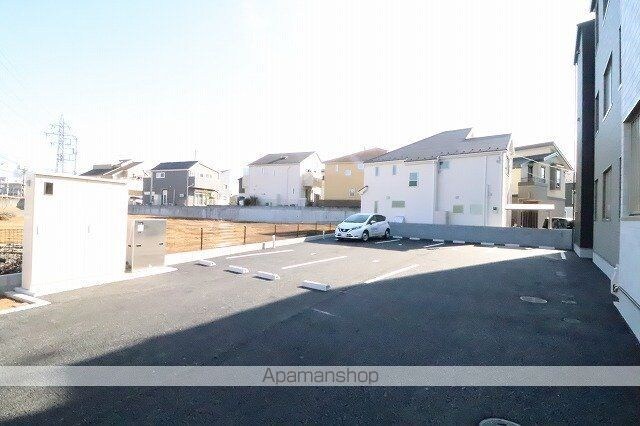 ＣＡＳＡ　ＬＥＯＮＥ[1LDK/42.31m2]の駐車場1