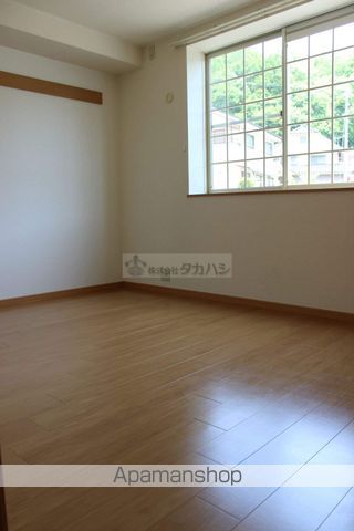 クィーンペガサス Iの内装写真