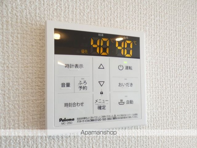 ADVANCEの内装写真