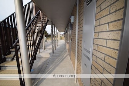 エガール[1R/30.27m2]の外観3