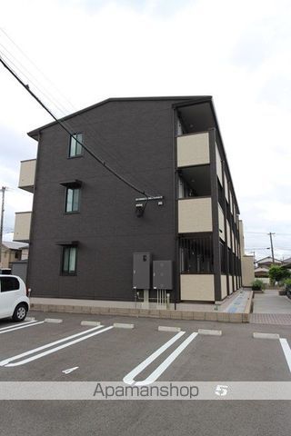 RESPIRARIの外観写真