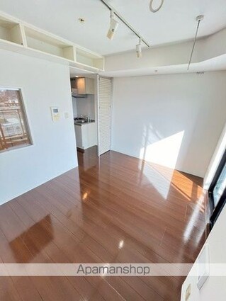 東京都新宿区市谷薬王寺町[1K/19.68m2]のリビング・居間3